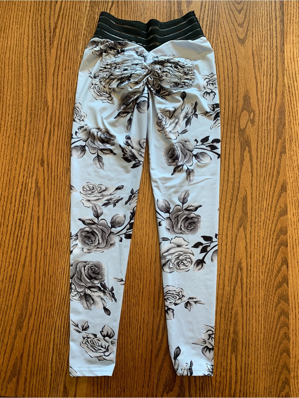 Floral Ruched Leggings - Pale Blue & White